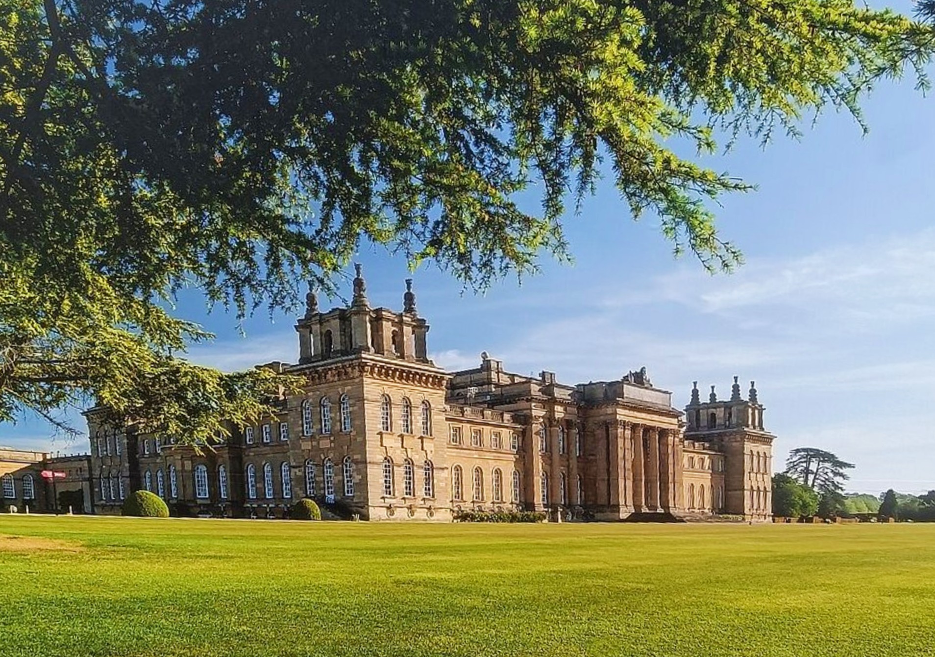 OXFORD & BLENHEIM PALACE