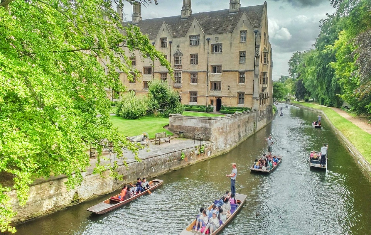 CAMBRIDGE - 4* HOTEL!!