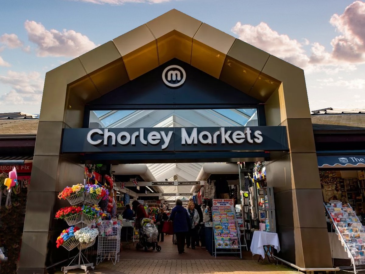 CHORLEY MARKET & SOUTHPORT