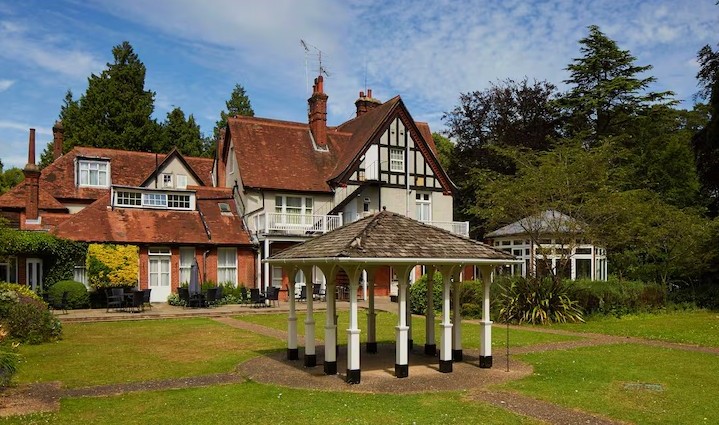 HAMPSHIRE SELF DRIVE