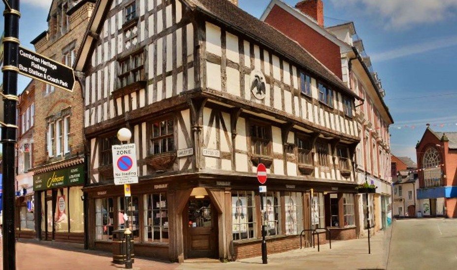 OSWESTRY MARKET & SHROPSHIRE SCULPTURE PARK 🛍️