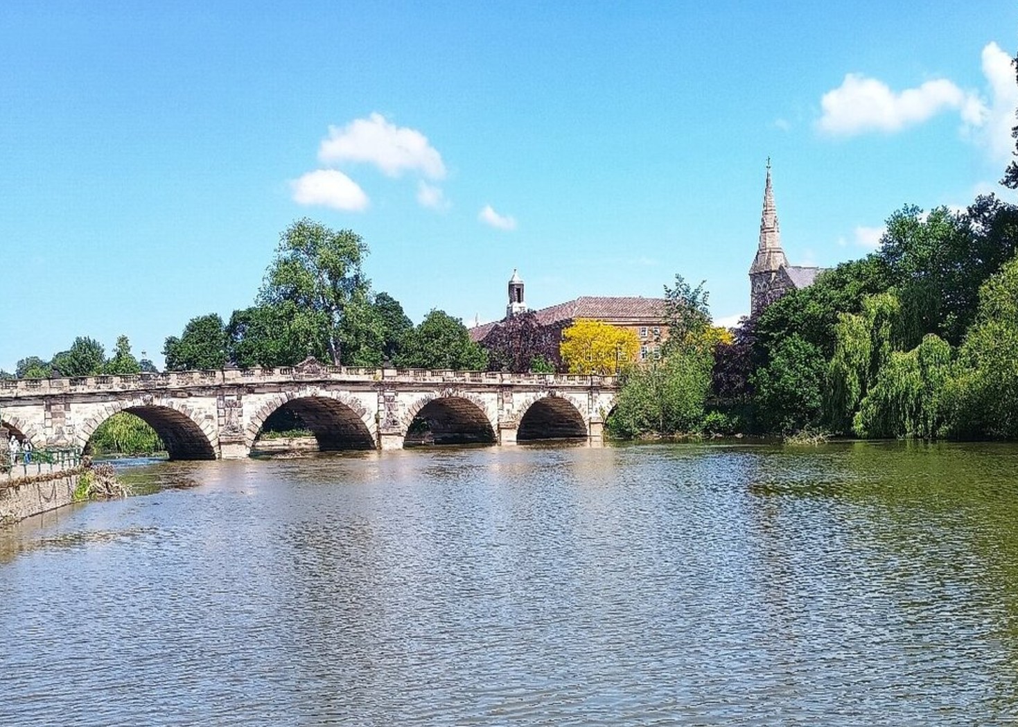 SHREWSBURY & RIVER CRUISE ⛵