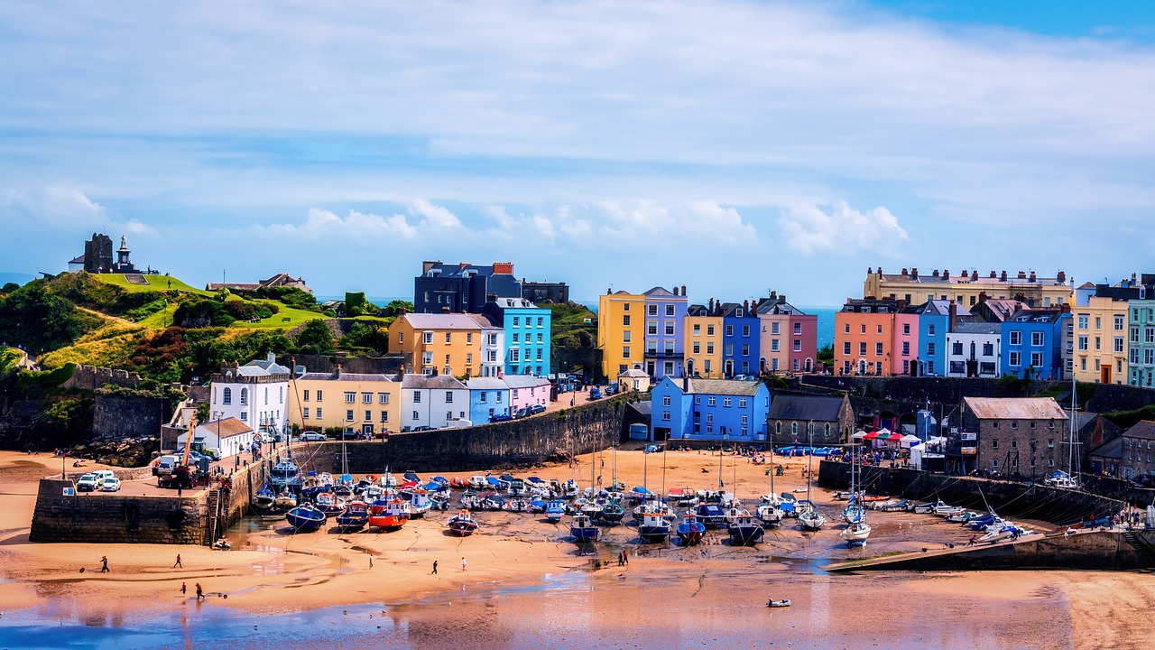 TENBY 🏖️🚌