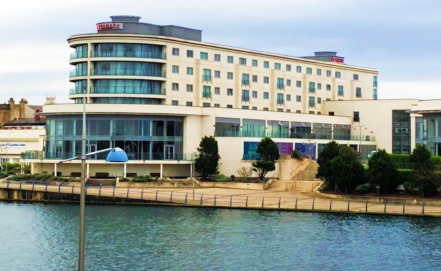 FESTIVE LUNCH & ENTERTAINMENT - WATERFRONT HOTEL